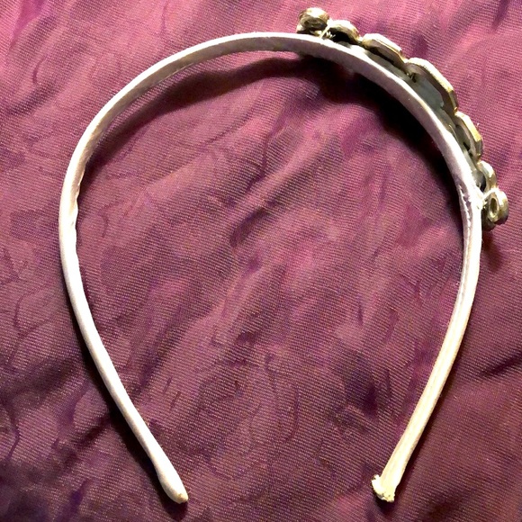 FINAL PRICE UNLESS BUNDLED! Awesome Silver matte satin bejeweled headband. - Picture 4 of 4